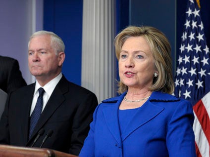 Hillary Clinton, Robert Gates 