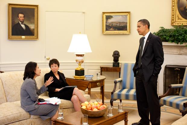 Nancy-Ann DeParle, Valerie Jarrett and President Obama 