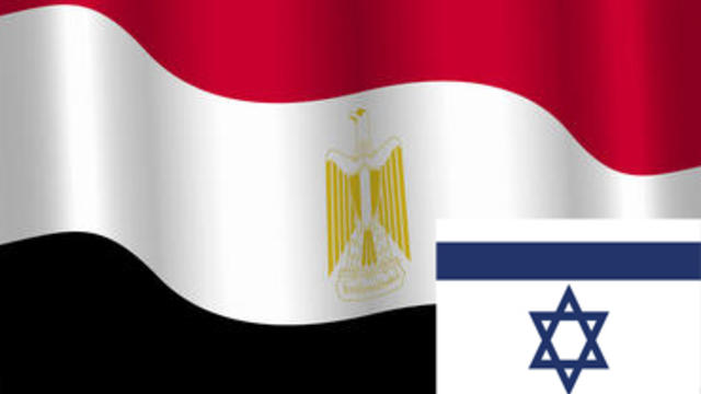 egyptian-flag-with-israeli.jpg 