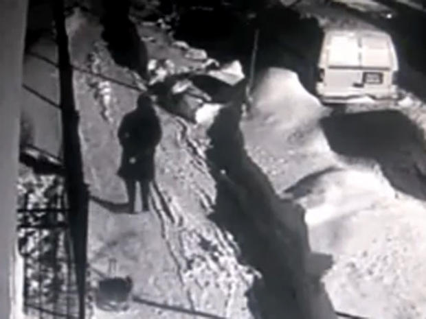 Chicago Man Gets Revenge on Snow Shovel Thief (VIDEO) 