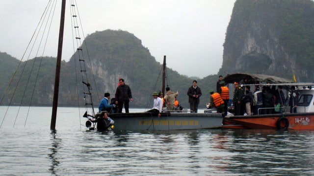 Vietnam tour boat sinks 