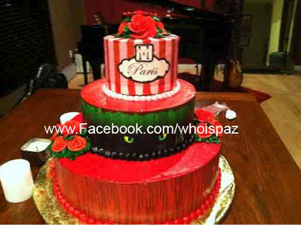 Grand Theft Pastry: Paris Hilton&Atilde;??&Atilde;?&Atilde;&Acirc;&cent;&Atilde;???&Atilde;???s Stolen Birthday Cake 