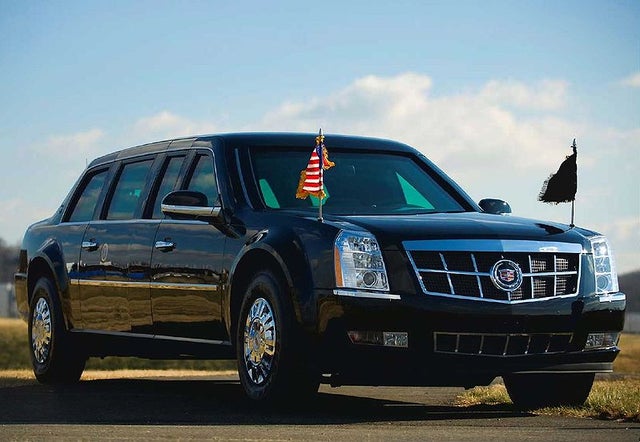 800px-GPA02-09_US_SecretService_press_release_2009_Limousine_Page_3_Image.jpg 