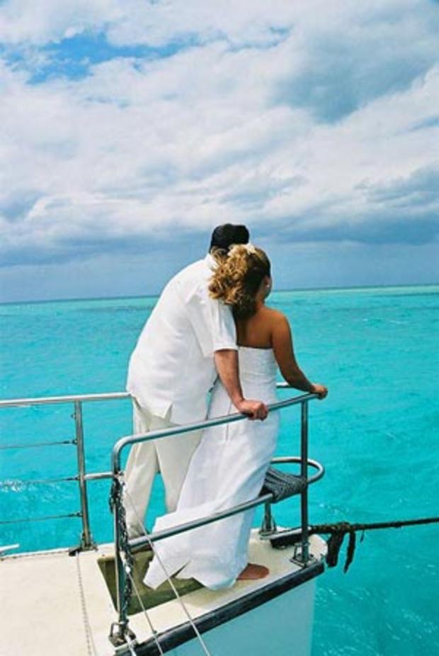 beach luxury yacht wedding 