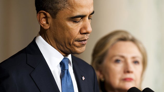 US President Barack Obama makes a statement on Libya with US Secretary of State Hillary Clinton  