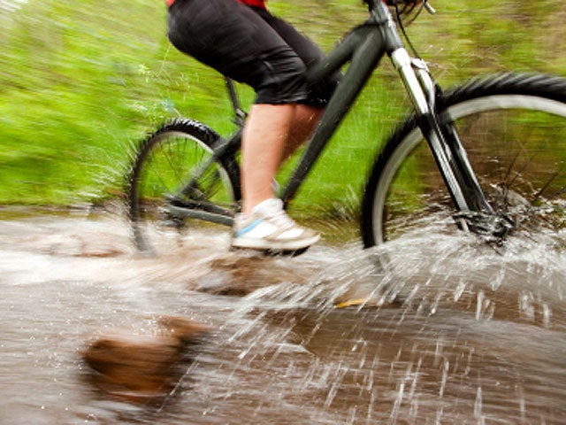 bicycle_iStock_000013243515.jpg 
