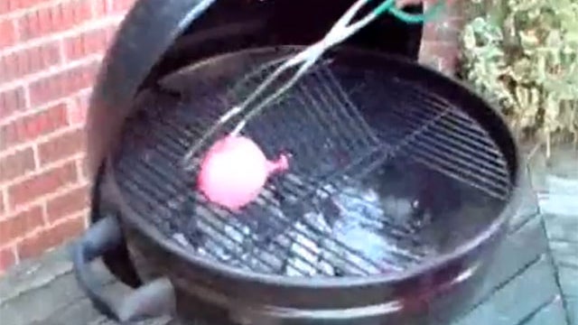 bbqwaterballoon.jpg 