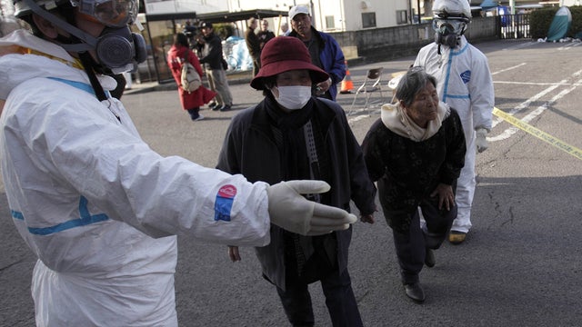 Japanese residents undergo radiation checks in Koriyama 