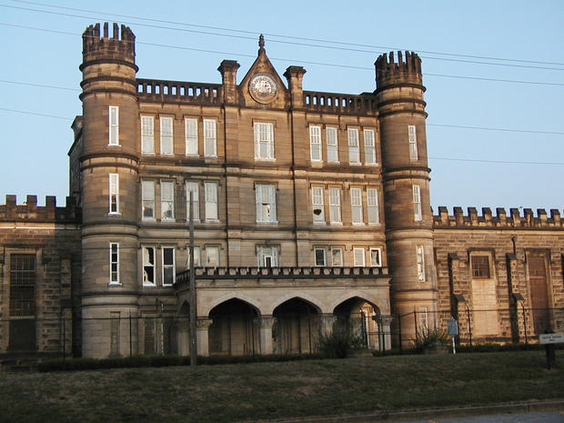 Moundsville_Penitentiary_1.jpg 