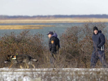 Oak Beach Bodies Update: NY police back searching area where 4 bodies found 