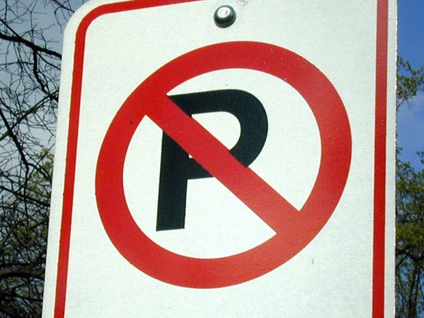 Food truck vendors sue SoCal city over parking ban 