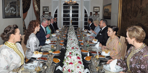 005-chuck-morrocco-fdinner.gif 