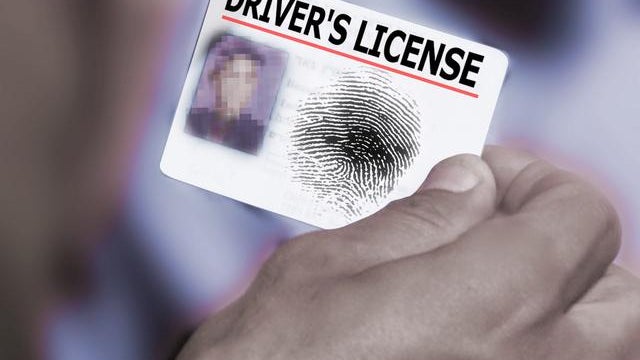 &amp;quot;Tall tale&amp;quot; helps police discover fake IDs in Pa. 