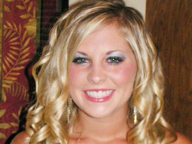 Police search underwater for clues in Holly Bobo case 