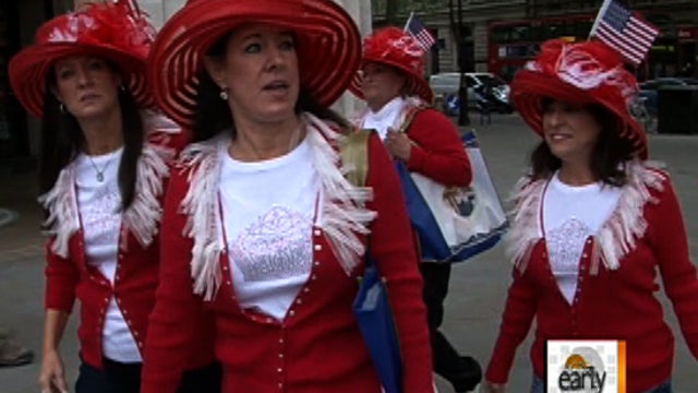 es_0427_TRACY_RED_HAT_PKG.jpg 