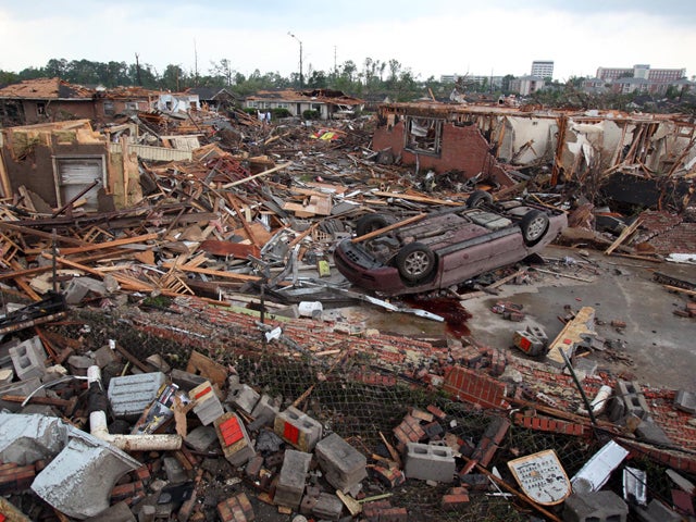 AP Photo/Tuscaloosa News, Dusty Compton 