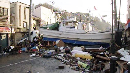 tsunami in japan 