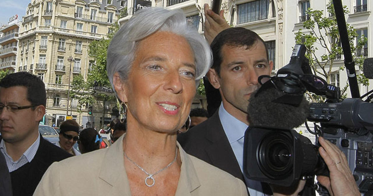 Battle heats up over next IMF chief - CBS News
