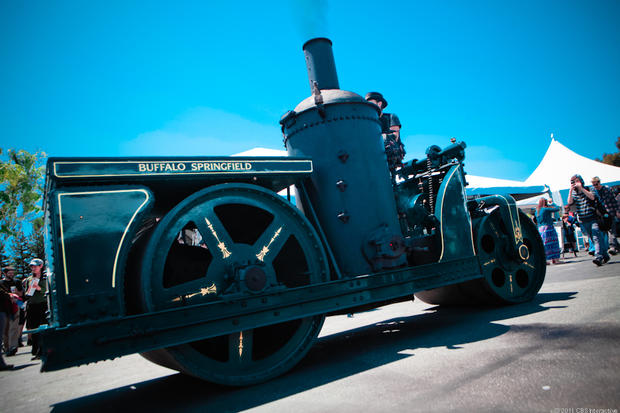 Steam powered steam roller 