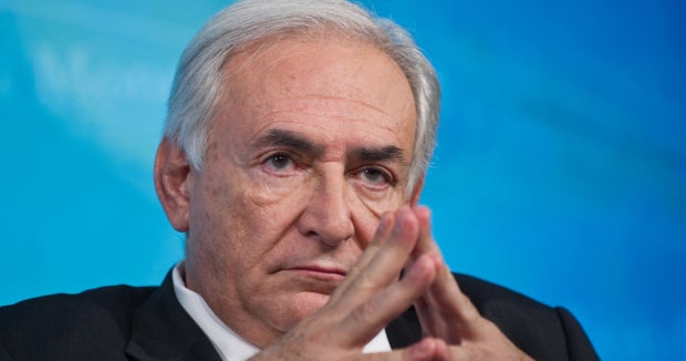 Strauss-Kahn accuser's credibility in focus - CBS News
