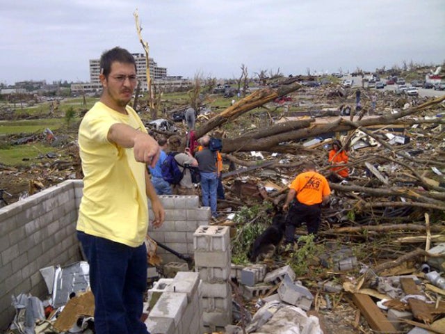 Jonathan Bivens searches for his missing sister-in-law Tami Campbell, mother of three. 