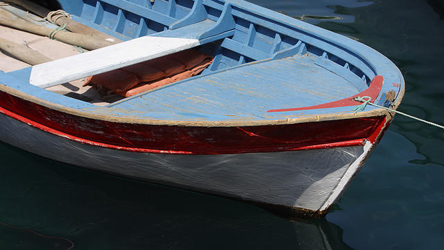 rowboat-generic.jpg 