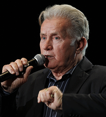 015-martin-sheen.gif 