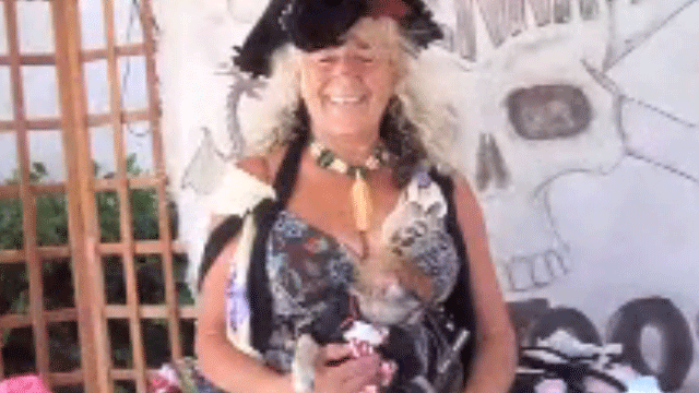 Joan_Newberger.gif 