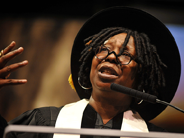006-whoopi-goldberg.gif 