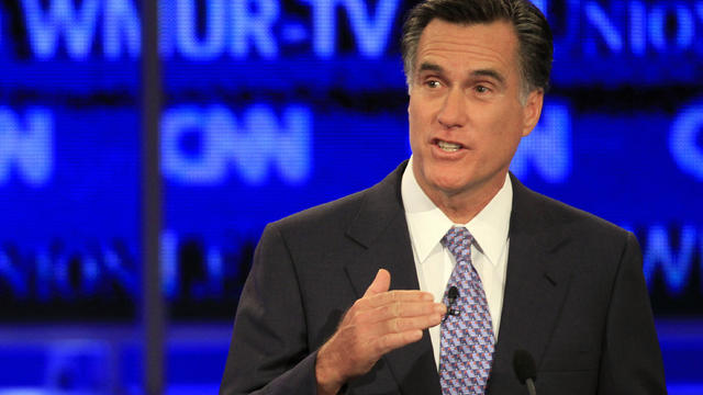 Mitt Romney participates in New Hampshire Republican presidential debate 