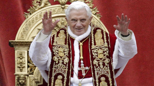 Pope may go online to launch Vatican news portal 