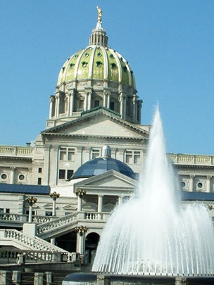 pennsylvaniastatecapitol.jpg 