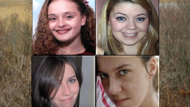 Extra: Remembering the victims 