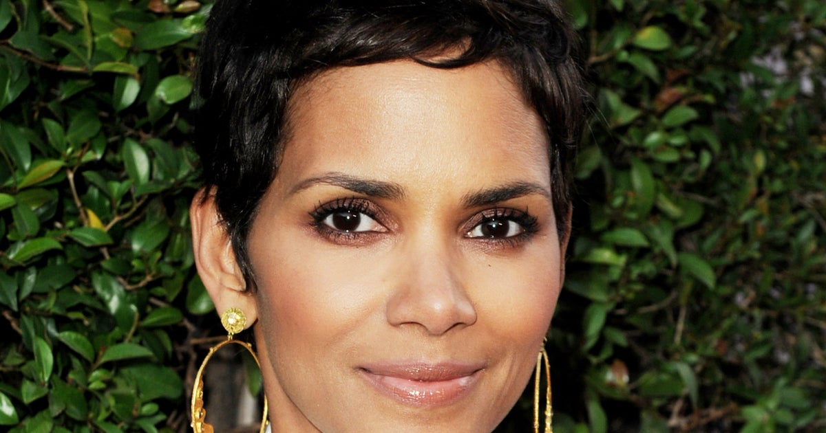 Halle Berry breaks foot in Spain CBS News