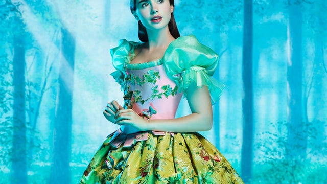 Lily-Collins-Snow-White.jpg 