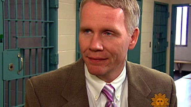 Ex-con David Harris worked tirelessly to turn his life around and to help other prisoners. Now he's seeking to become a lawyer. 