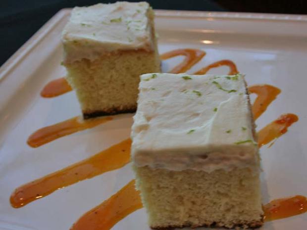 tres-leches-cake-with-vanilla-passion-fruit-puree.jpg 