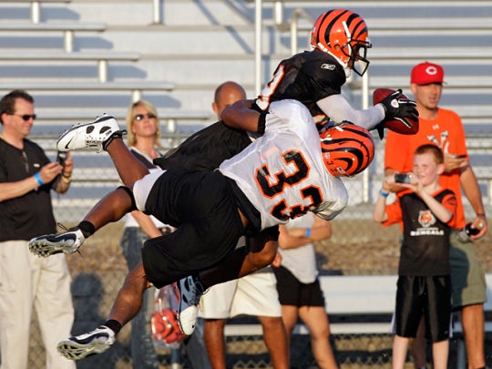 Leon Hall breaks up a pass 