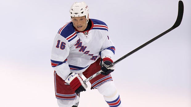 New York Ranger Sean Avery held for allegedly shoving LA cop 