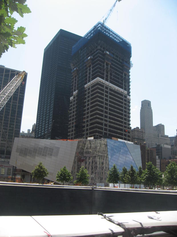 across-north-pool-to-visitors-center-with-wtc4-in-background.jpg 