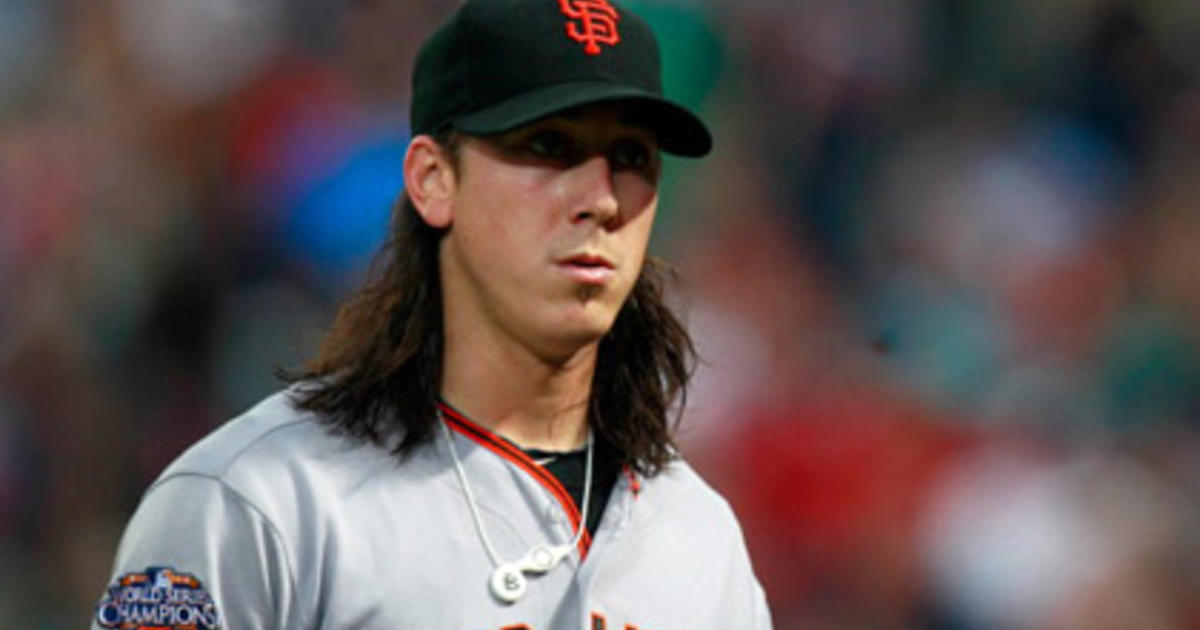 Pitcher Tim Lincecum asks for $13 million in salary arbitration
