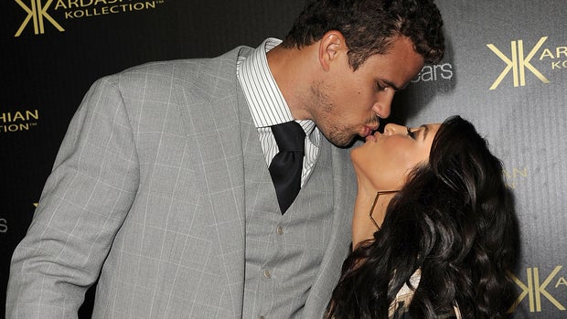 Kim Kardashian and Kris Humphries wed: tweets on why we shouldn't care 