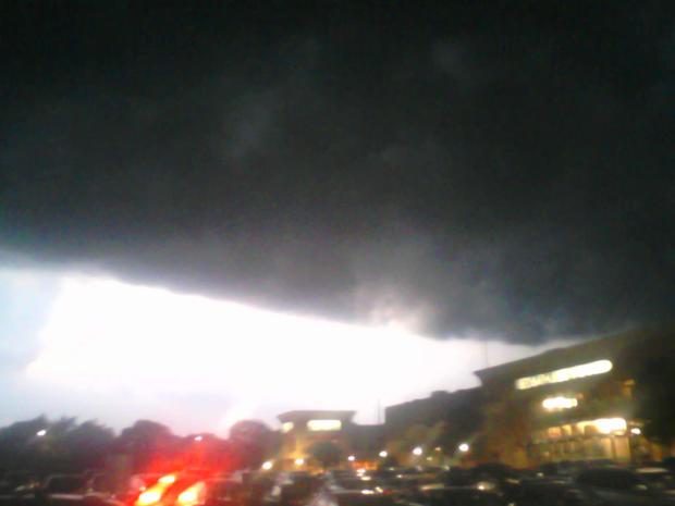 from-brendan-of-narbeth-pa-black-storm-cloud-over-shopping-center-in-wynnewood.jpg 