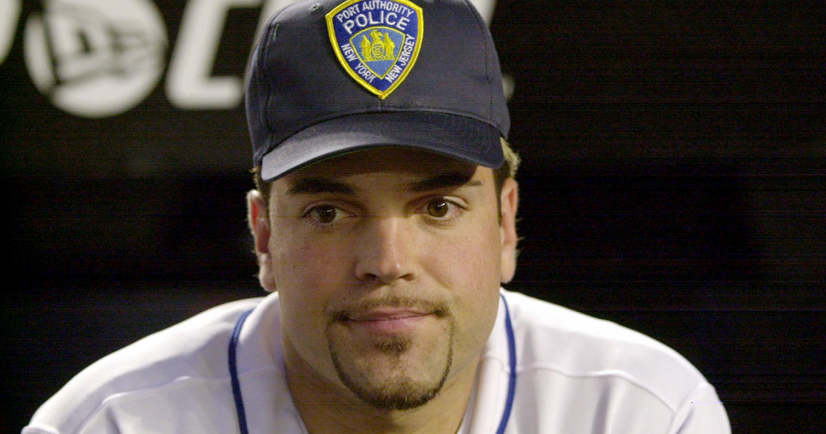 Mike Piazza jersey worn during Mets' win after 9/11 to be up for