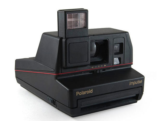 polaroid-camera.jpg 