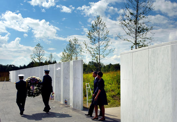 9-11-obama-at-shanksville-memorial.jpg 