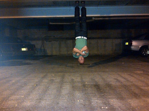 LOL-worthy "batman-ing" photos, it's the new "planking" 