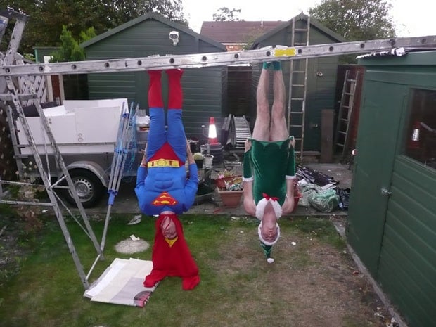 LOL-worthy "batman-ing" photos, it's the new "planking" 