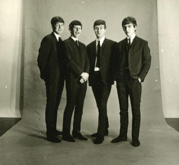 AK_The_Beatles_Group_Photo_3.jpg 