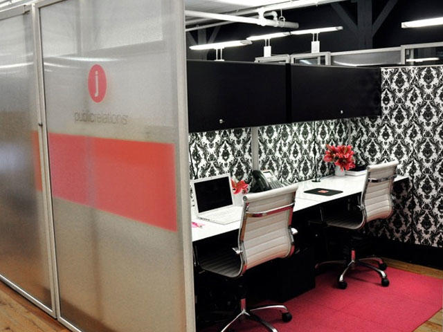 25 Cubicle Decorating: Where Creativity Meets Work »